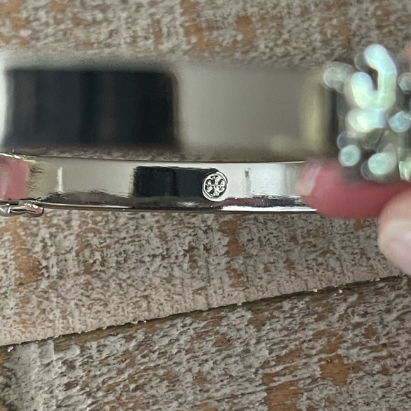 TORY BURCH Classic Logo Bangle Bracelet - Picture 4 of 4
